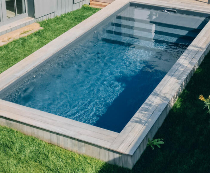 pool inspection prior to handover/signing